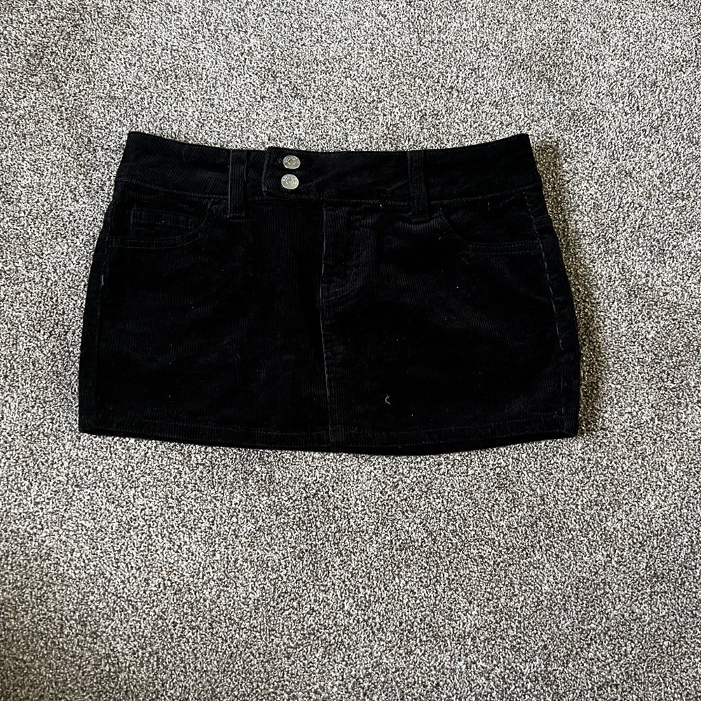 h&m black corduroy mini skirt